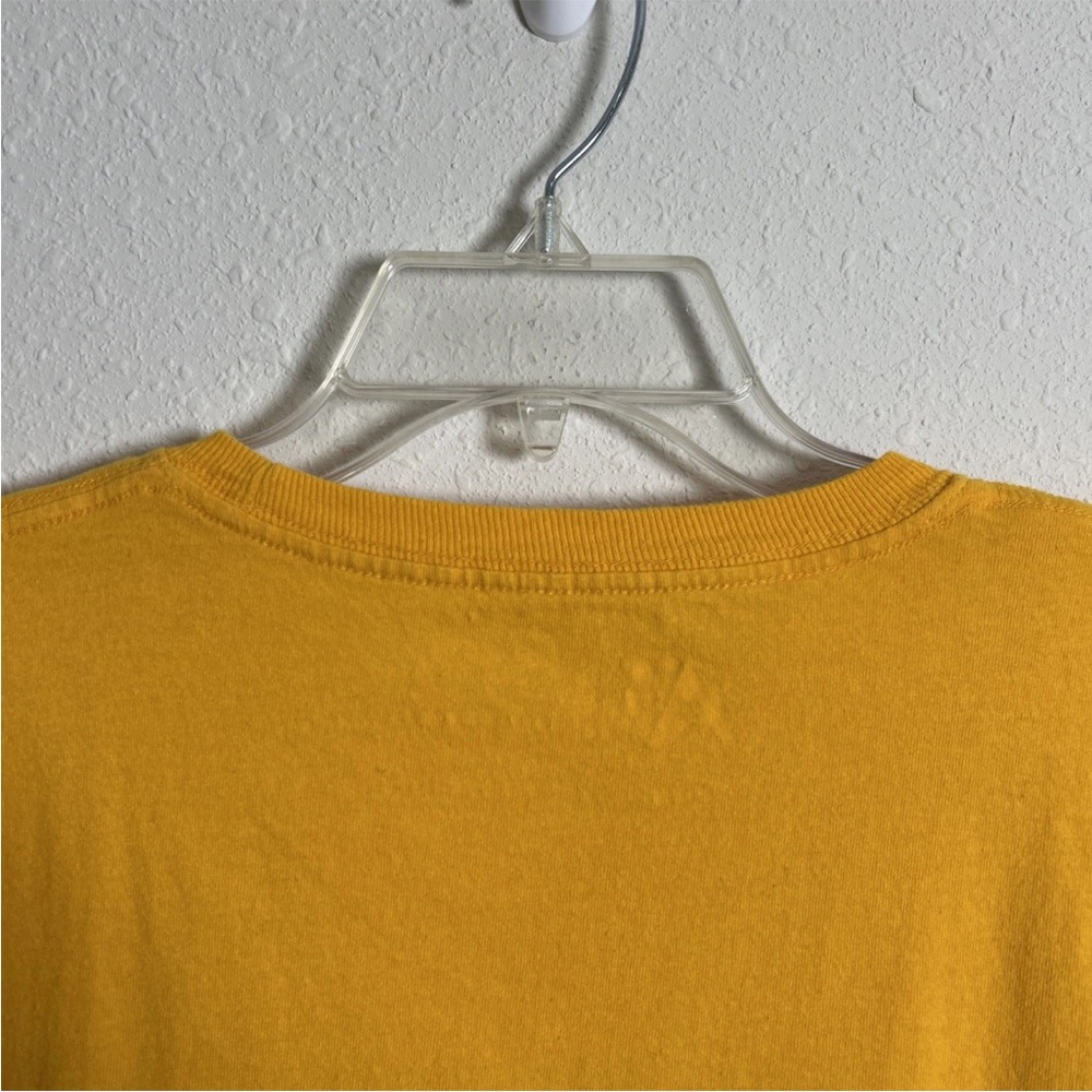 Winthrop University Eagles Classic Yellow T-Shirt Men's Large 100% Cotton - Picture 7 of 10